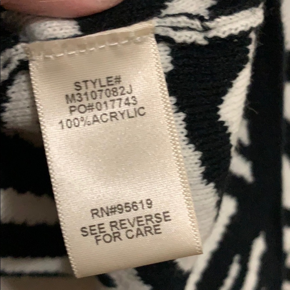 Zebra Swing Sweater Button Front - image 8